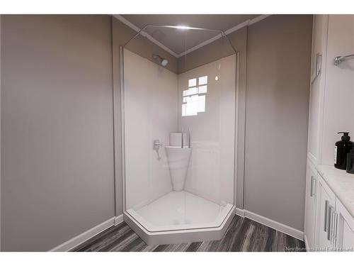 15 Perry Rd, Salisbury, NB 