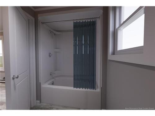13 Perry Rd, Salisbury, NB 