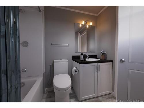 13 Perry Rd, Salisbury, NB 