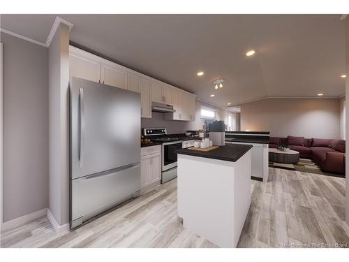 13 Perry Rd, Salisbury, NB 