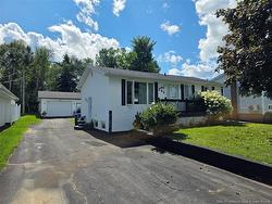 205 Francine  Beresford, NB E8K 1N7