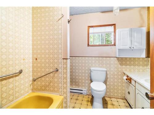 82 Chestnut Dr, Minto, NB 