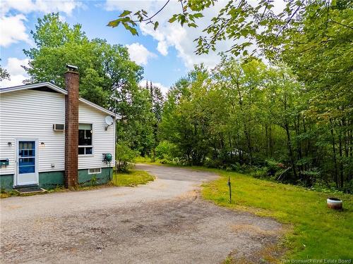 82 Chestnut Dr, Minto, NB 