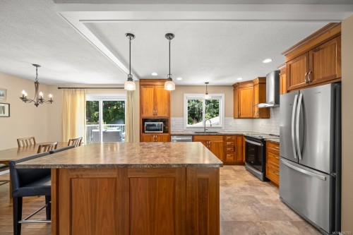 1023 Sylvan Rd, Comox, BC 