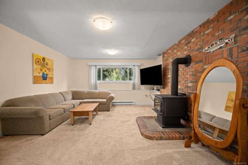 1023 Sylvan Rd, Comox, BC 