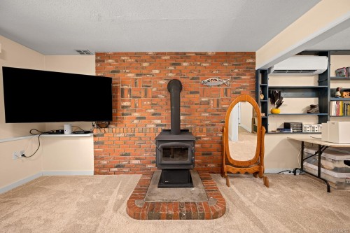 1023 Sylvan Rd, Comox, BC 