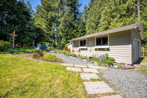 1023 Sylvan Rd, Comox, BC 