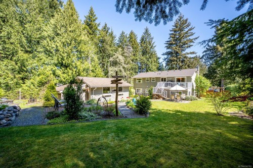 1023 Sylvan Rd, Comox, BC 