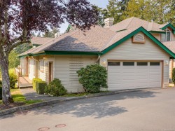 #77-530 Marsett Pl Saanich, BC V8Z 7J2