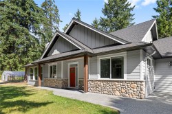 480 Oakdowne Rd  Qualicum Beach, BC V9K 2G1