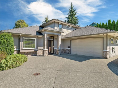830 Pinecrest Rd, Campbell River, BC 