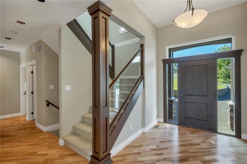 830 Pinecrest Rd, Campbell River, BC 
