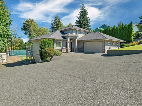830 Pinecrest Rd, Campbell River, BC 