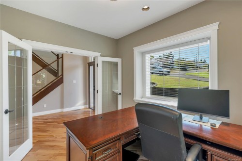 830 Pinecrest Rd, Campbell River, BC 