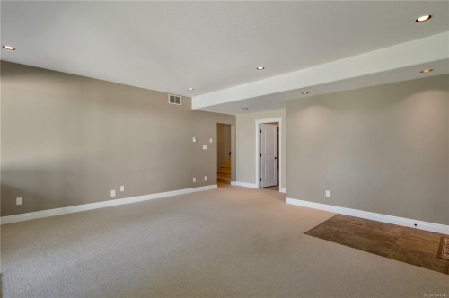 830 Pinecrest Rd, Campbell River, BC 