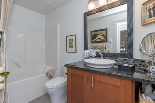 5967 Tower Pl, Duncan, BC 