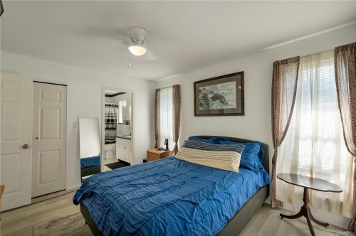 825 Pinecrest Rd, Campbell River, BC 
