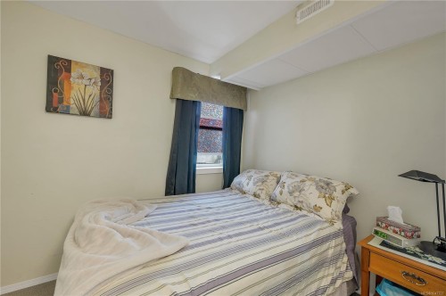 825 Pinecrest Rd, Campbell River, BC 