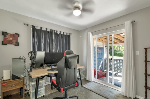 825 Pinecrest Rd, Campbell River, BC 