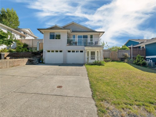 825 Pinecrest Rd, Campbell River, BC 