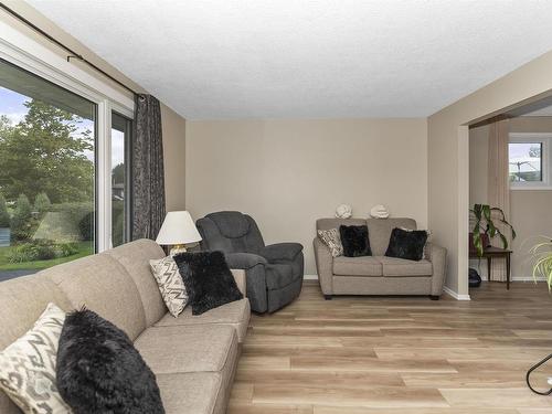 422 Simon Fraser Drive, Thunder Bay, ON 
