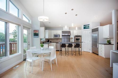 38 Baytree Crt, Winnipeg, MB 