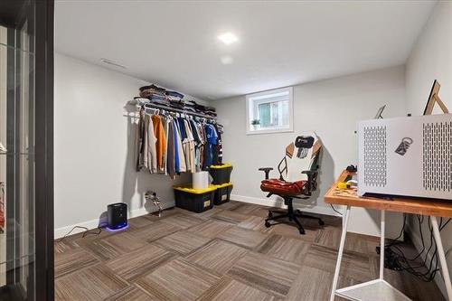 218 Harold Ave, Winnipeg, MB 