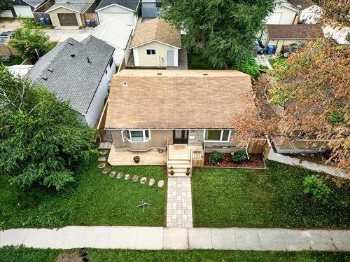 218 Harold Ave, Winnipeg, MB 
