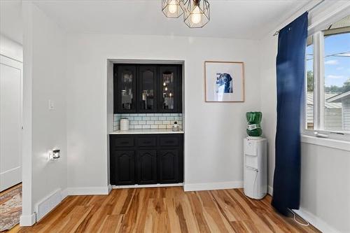 218 Harold Ave, Winnipeg, MB 