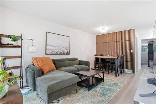 50 Evenwood Cr, Winnipeg, MB 