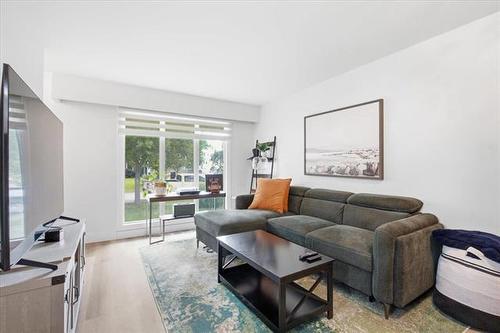 50 Evenwood Cr, Winnipeg, MB 
