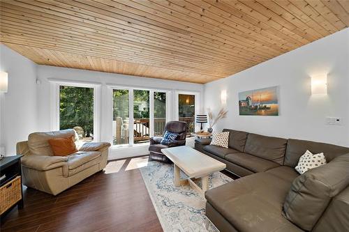 28 Kenmare Bay, Alexander Rm, MB 