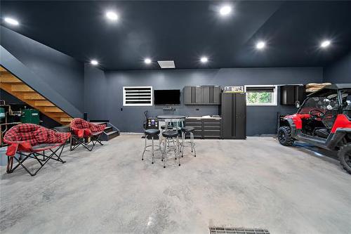 28 Kenmare Bay, Alexander Rm, MB 