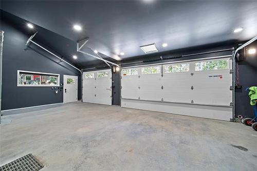 28 Kenmare Bay, Alexander Rm, MB 