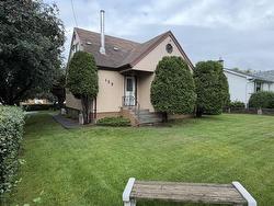 153 Windsor Street Thunder Bay, ON P7B 1V2