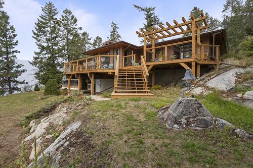 9813 3A Highway, Twin Bays, BC 