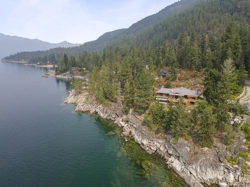 9813 3A Highway, Twin Bays, BC 