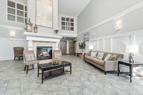 #403-5620 Edgewater Lane, Nanaimo, BC 