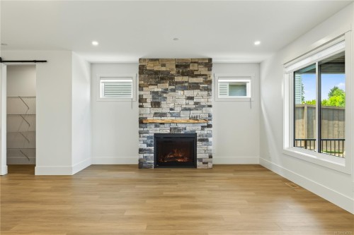 #103-2302 Arbot Rd, Nanaimo, BC 