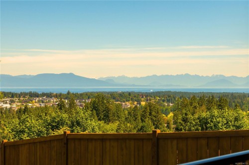 #103-2302 Arbot Rd, Nanaimo, BC 