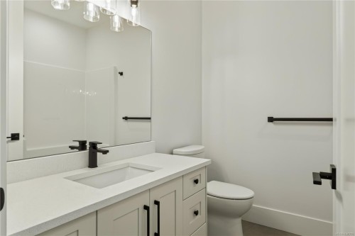 #103-2302 Arbot Rd, Nanaimo, BC 