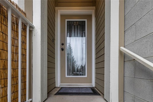 #4-668 Beach Rd, Qualicum Beach, BC 