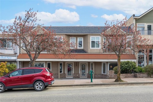 #4-668 Beach Rd, Qualicum Beach, BC 