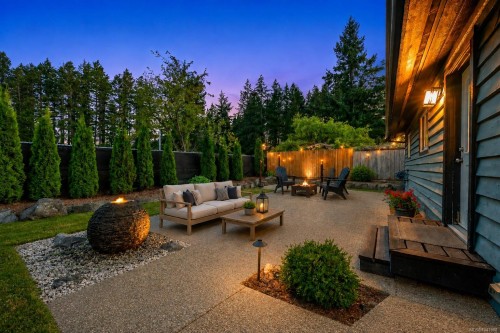 1577 Baillie Rd, Comox, BC 