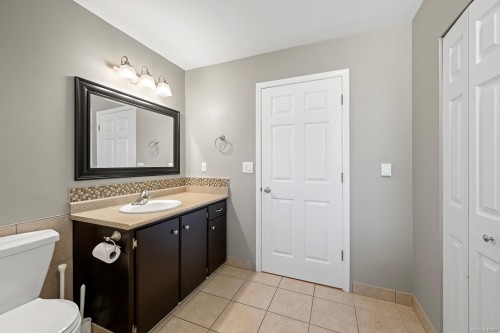 1577 Baillie Rd, Comox, BC 
