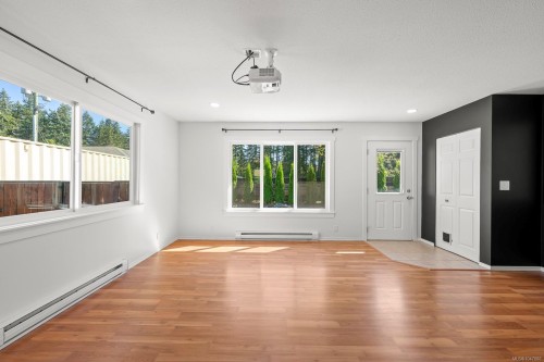 1577 Baillie Rd, Comox, BC 