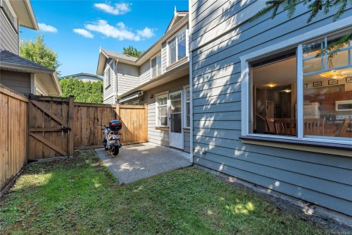 #100-2744 Matson Rd, Langford, BC 