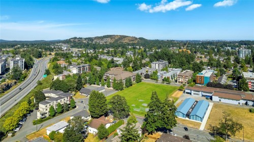 #100-2744 Matson Rd, Langford, BC 