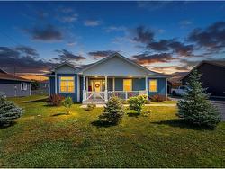 5 Bishop Street  Upper Island Cove, NL A0A 4E0