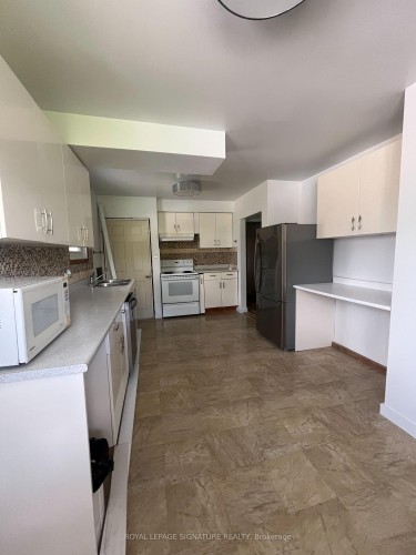 Main-154 Weber Street N, Waterloo, ON N2J 3H1 3
